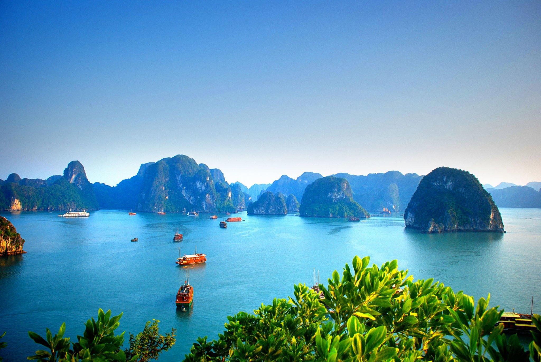 vietnam tour packages | halong bay-vietnam-best travel agency in chandigarh - Teji Travels