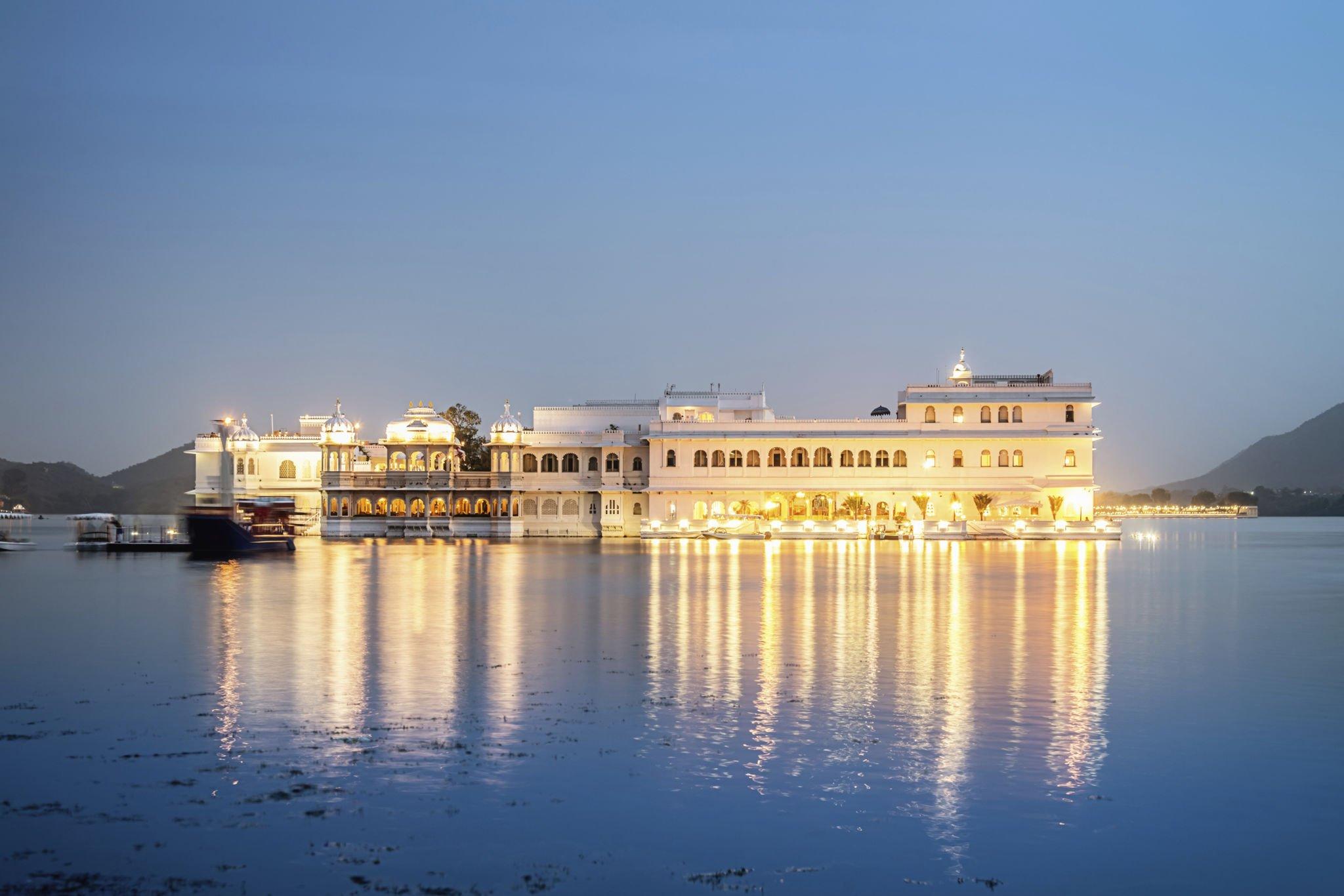 rajasthan tour packges jal mahal jaipur best travel agency in chandigarh - Teji Travels