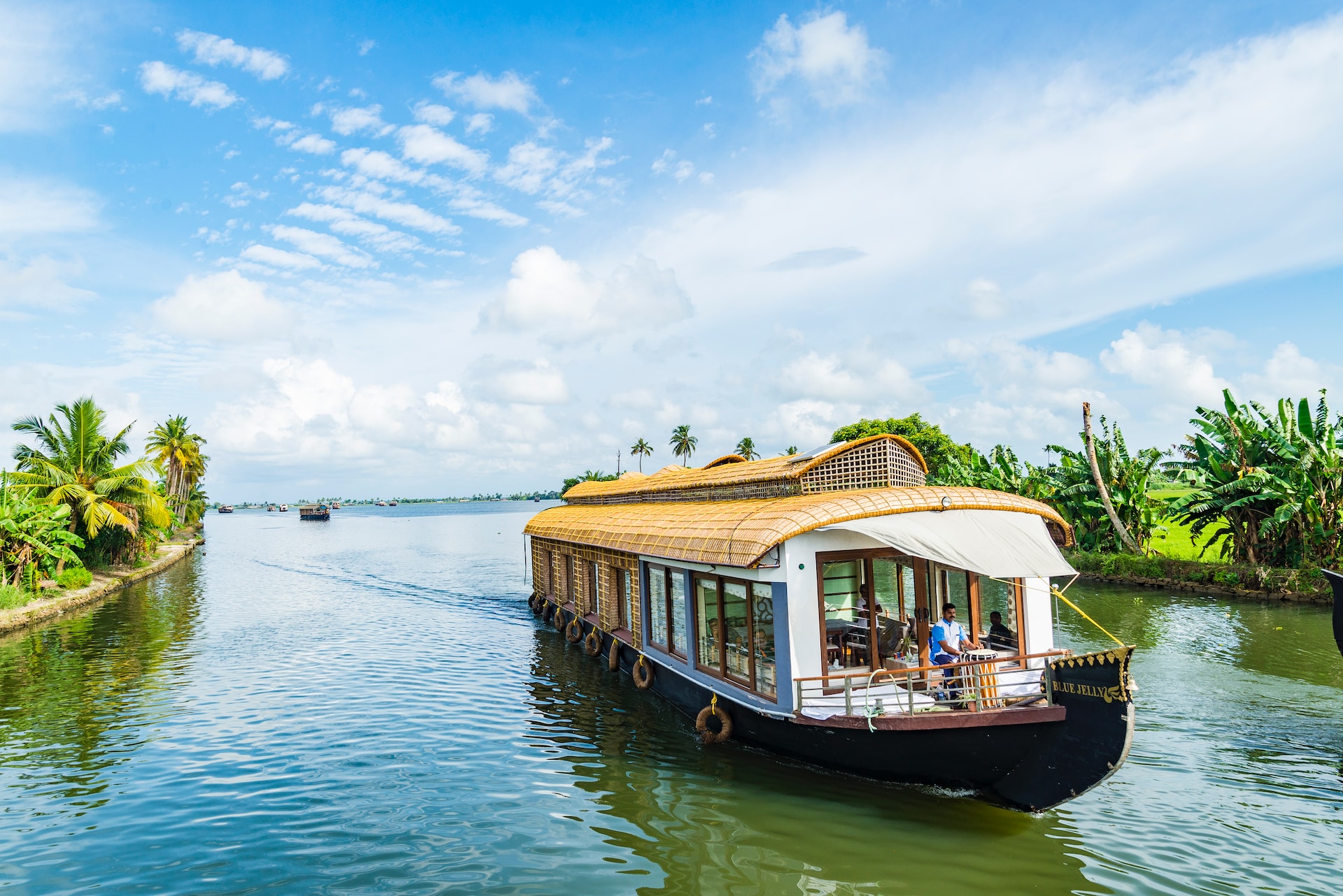 kerala tour packages - backwater kerala -best travel agency in chandigarh - Teji Travels