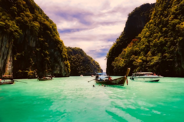 Krabi-Longtails Boat-Teji Travels